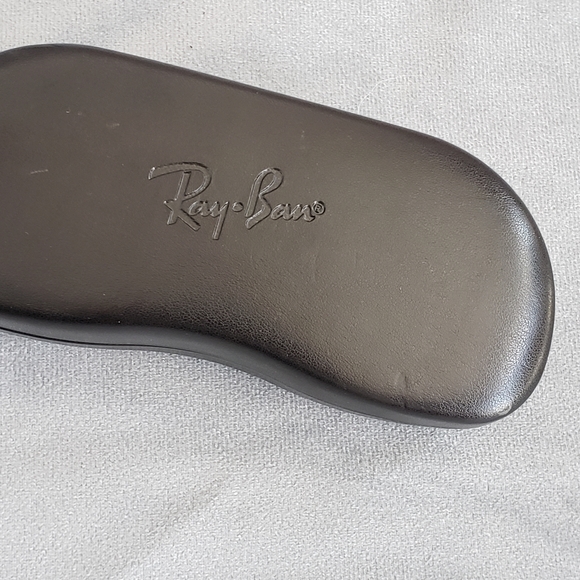 Ray-Ban Hard Shell Sunglasses Box - Picture 4 of 4